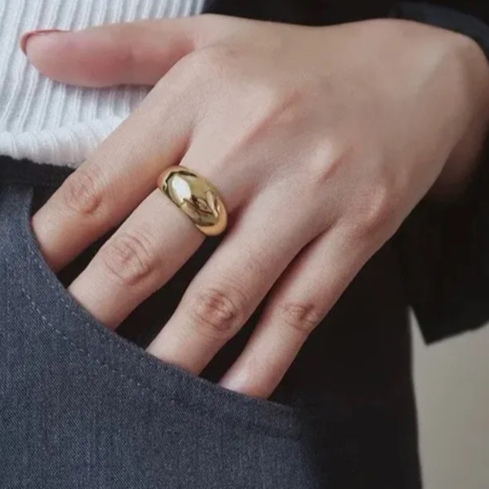 Mejuri dome ring 14k plated